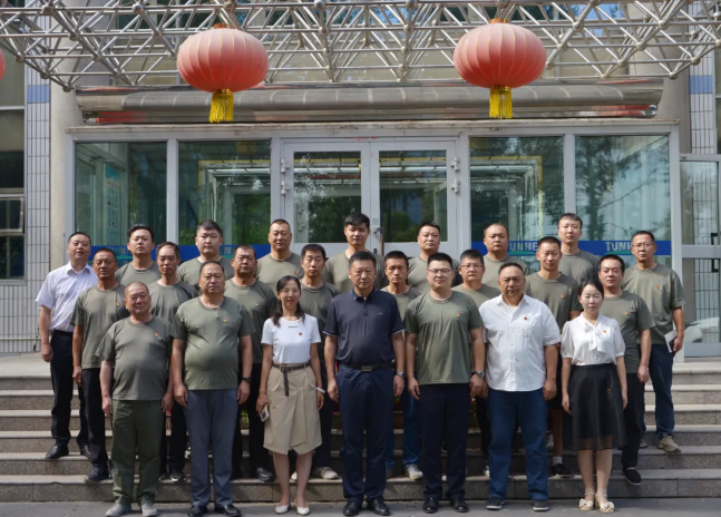 太阳集团官网召开“八一”退役军人座谈会