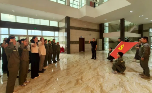 {d610e5f5-18f7-476b-b696-4591cdc4b20a}